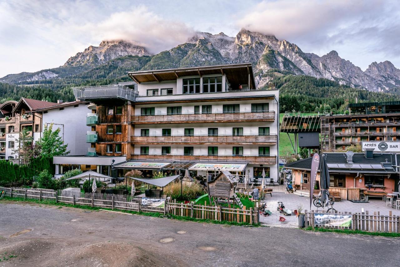 Hotel Bacher Asitzstubn Leogang Exteriör bild