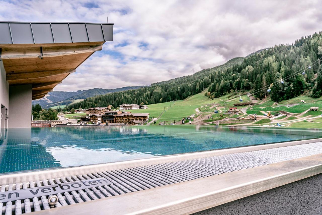 Hotel Bacher Asitzstubn Leogang Exteriör bild