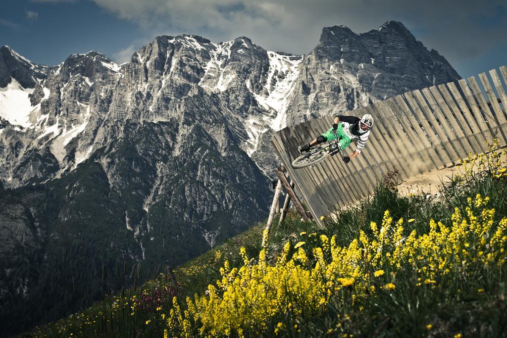 Hotel Bacher Asitzstubn Leogang Exteriör bild