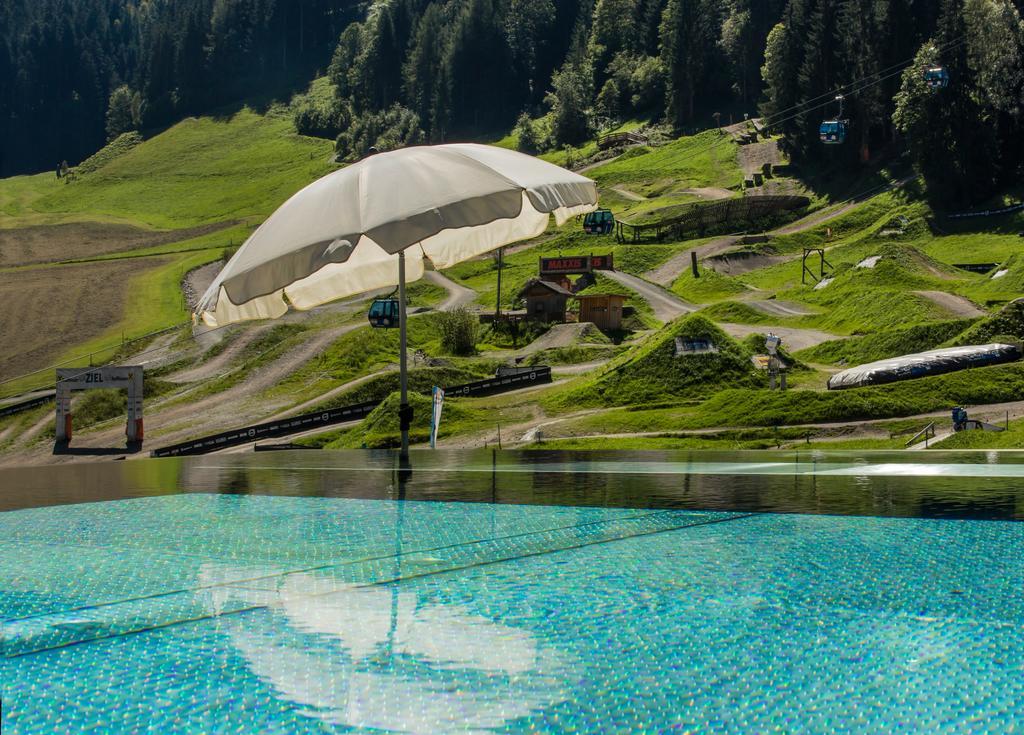 Hotel Bacher Asitzstubn Leogang Exteriör bild
