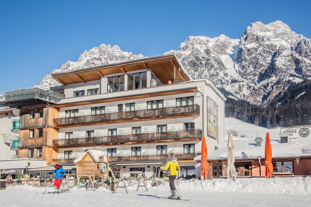 Hotel Bacher Asitzstubn Leogang Exteriör bild
